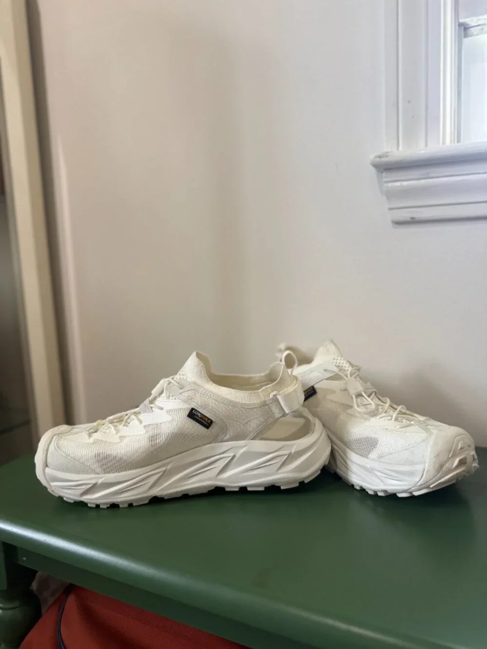 HOKA One One Hopara 2 Men's White Hiking Sandals Size 10.5 Water Trail Shoes